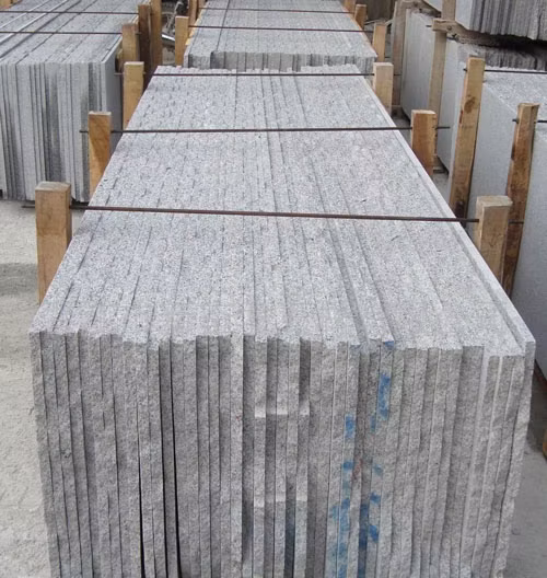 Natural Stone Black/Red/Grey/White/Pink/Blue/Brown Polished/Flamed G603/G654/G664/G602 Granite for Floor/Wall/Outdoor Slabs/Tile/Countertops/Stairs/Depot/Pavers
